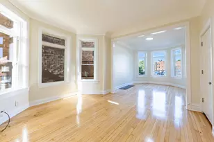 2137 N Western Ave, Chicago, IL 60647 - Photo 3