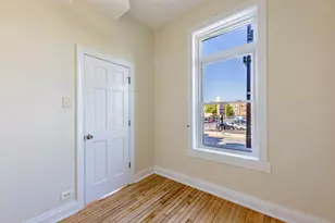 2137 N Western Ave, Chicago, IL 60647 - Photo 9