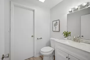 254 Dunbar Rd, Mundelein, IL 60060 - Photo 15