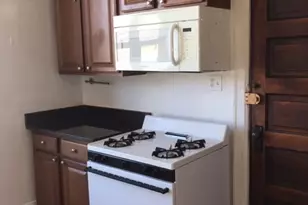 2208 W Berteau Ave, Chicago, IL 60618 - Photo 7