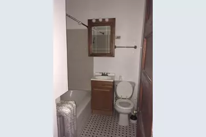 2208 W Berteau Avenue #3, Chicago, IL 60618 - Photo 17