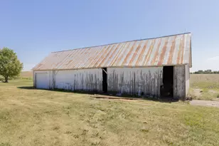 29058 E 2700th St, Prophetstown, IL 61277 - Photo 45