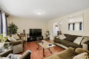 13 Bonnie Ln, Yorkville, IL 60560 - Photo 3
