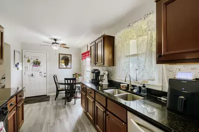 13 Bonnie Lane, Yorkville, IL 60560 - Photo 7