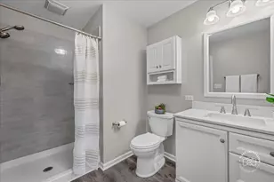 1024 Maple Ln, Batavia, IL 60510 - Photo 11