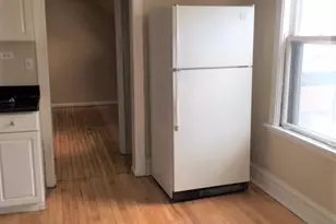 1911 W Eddy St, Chicago, IL 60657 - Photo 9