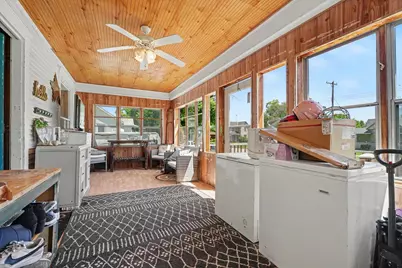 422 N 2nd Street, Cissna Park, IL 60924 - Photo 3