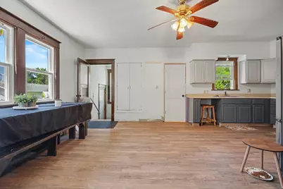 422 N 2nd Street, Cissna Park, IL 60924 - Photo 11