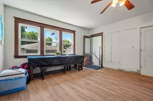 422 N 2nd St, Cissna Park, IL 60924 - Photo 9