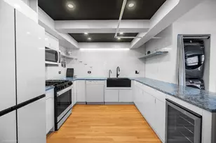 1601 S Michigan Ave, Chicago, IL 60616 - Photo 13