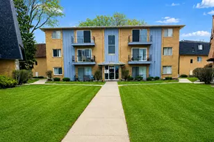 4819 W 109th St, Oak Lawn, IL 60453 - Photo 1