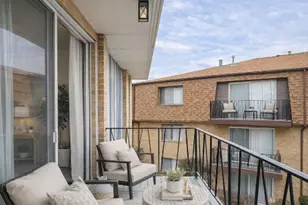 4819 W 109th St, Oak Lawn, IL 60453 - Photo 7