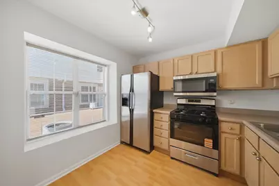 8009 Lincoln Avenue, Skokie, IL 60077 - Photo 9