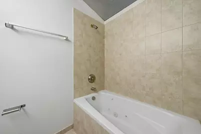 8009 Lincoln Avenue, Skokie, IL 60077 - Photo 13