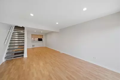 8009 Lincoln Avenue, Skokie, IL 60077 - Photo 5
