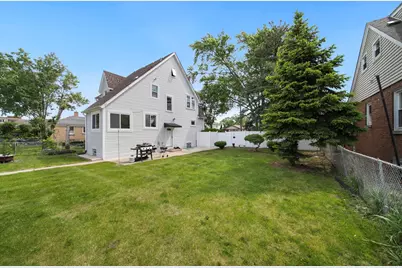 2632 Maple Street, Franklin Park, IL 60131 - Photo 31