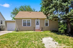 12 Arlington Ln, Fox Lake, IL 60020 - Photo 1