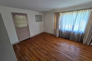 627 N 11th St, Dekalb, IL 60115 - Photo 13