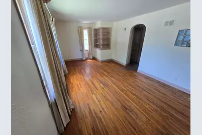 627 N. 11th Street, Dekalb, IL 60115 - Photo 17