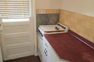 627 N 11th St, Dekalb, IL 60115 - Photo 39