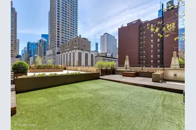 21 E Huron Street #1201, Chicago, IL 60611 - Photo 29