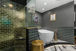 21 E Huron St, Chicago, IL 60611 - Photo 21