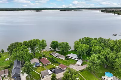 39225 N Shore Avenue, Antioch, IL 60002 - Photo 21