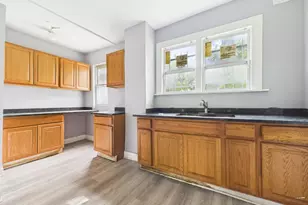12047 S Michigan Ave, Chicago, IL 60628 - Photo 11