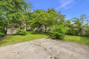 12047 S Michigan Ave, Chicago, IL 60628 - Photo 21
