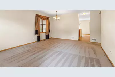 11507 Stonewater Crossing, Huntley, IL 60142 - Photo 3