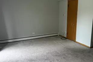 8739 Roberts Rd, Hickory Hills, IL 60457 - Photo 11