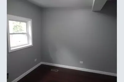 2305 Elisha Avenue, Zion, IL 60099 - Photo 13