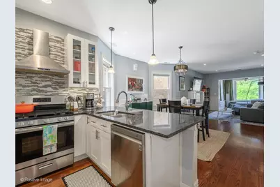 4421 N Troy Street, Chicago, IL 60625 - Photo 21