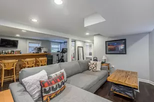4421 N Troy St, Chicago, IL 60625 - Photo 13
