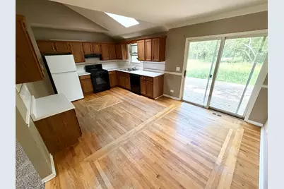 28W560 Bolles Avenue, West Chicago, IL 60185 - Photo 3