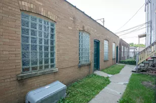 8229 S Vernon Ave, Chicago, IL 60619 - Photo 11