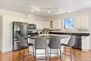 4232 N Harding Ave, Chicago, IL 60618 - Photo 7