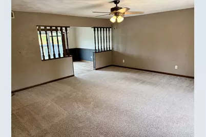 8819 Oak Drive, Clifton, IL 61727 - Photo 3