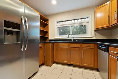 8717 Gardner Road, Fox River Grove, IL 60021 - Photo 15