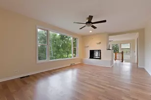 8717 Gardner Rd, Fox River Grove, IL 60021 - Photo 11