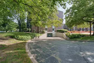 5S040 Pebblewood Ln, Naperville, IL 60563 - Photo 21