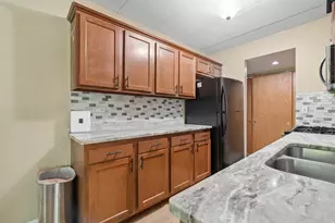 5S040 Pebblewood Ln, Naperville, IL 60563 - Photo 3