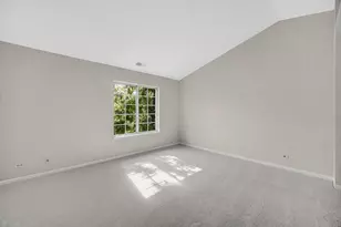 1655 Geneva Dr, Wheeling, IL 60090 - Photo 21