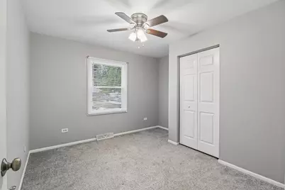 1913 Burr Oak Lane, Lindenhurst, IL 60046 - Photo 13