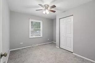 1913 Burr Oak Ln, Lindenhurst, IL 60046 - Photo 13