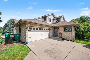 206 S Raven Rd, Shorewood, IL 60404 - Photo 1