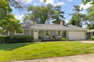 226 Woodstock Ave, Glen Ellyn, IL 60137 - Photo 1