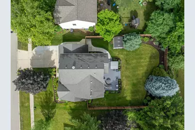 4716 Oregon Trail, McHenry, IL 60050 - Photo 27