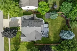 4716 Oregon Trail, McHenry, IL 60050 - Photo 27