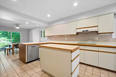 559 Hillside Drive, Highland Park, IL 60035 - Photo 13
